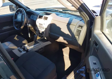 2009 Ford Escape Xlt from USA, damaged, VIN 1FMCU037X9KA80558